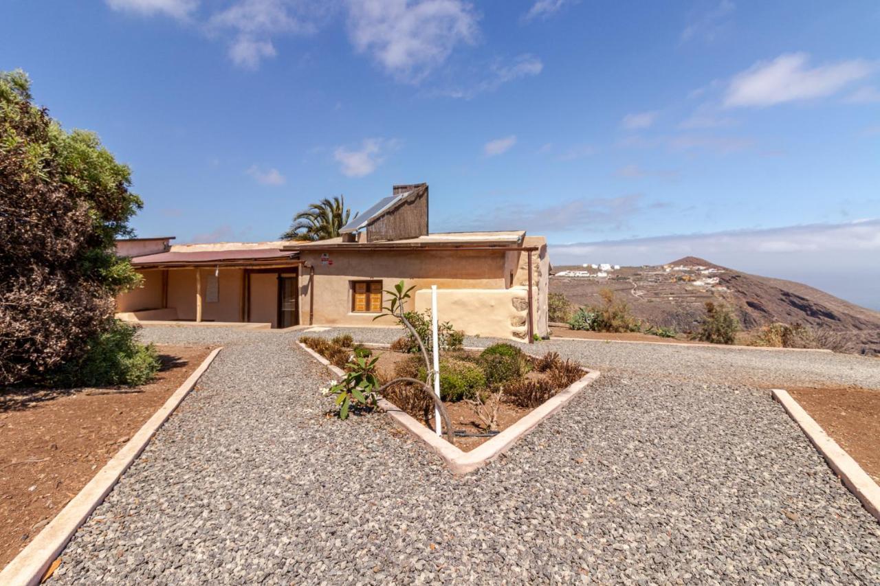 Flatguest Charming House + Pool + Terrace + Views Villa Santa Maria de Guia de Gran Canaria Bagian luar foto